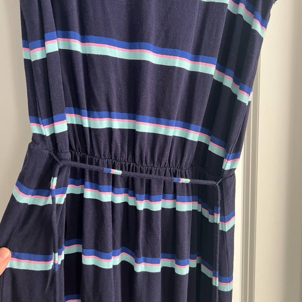 Striped V-Neck Dress with waist tie - Picture 3 of 4